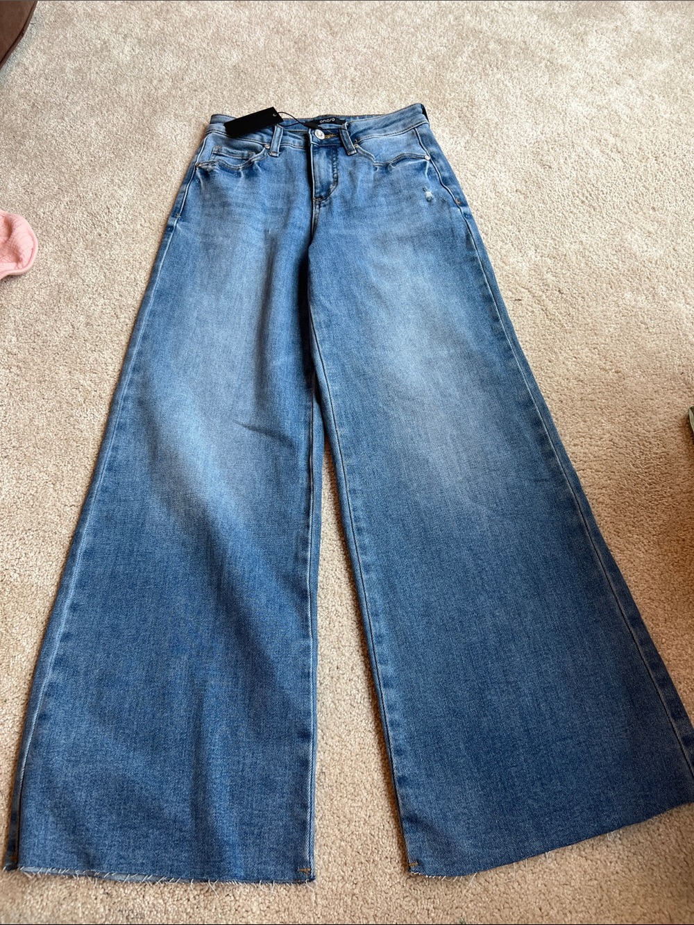 High-Rise Wide Leg Jeans in Classic Blue